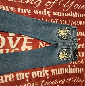 Miss me bootcut jeans size 27, inseam 28'.